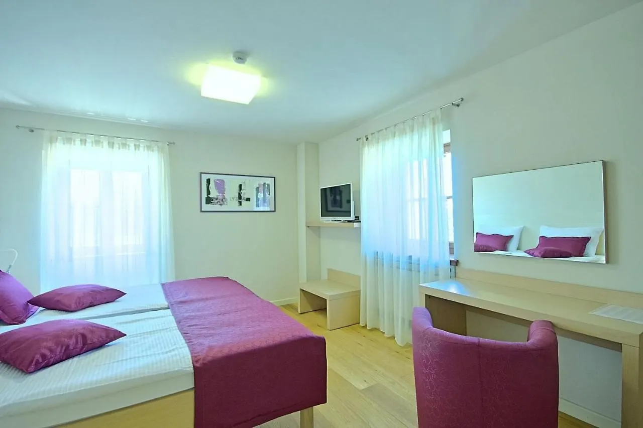 Villa Pilato Lasci Holiday home
